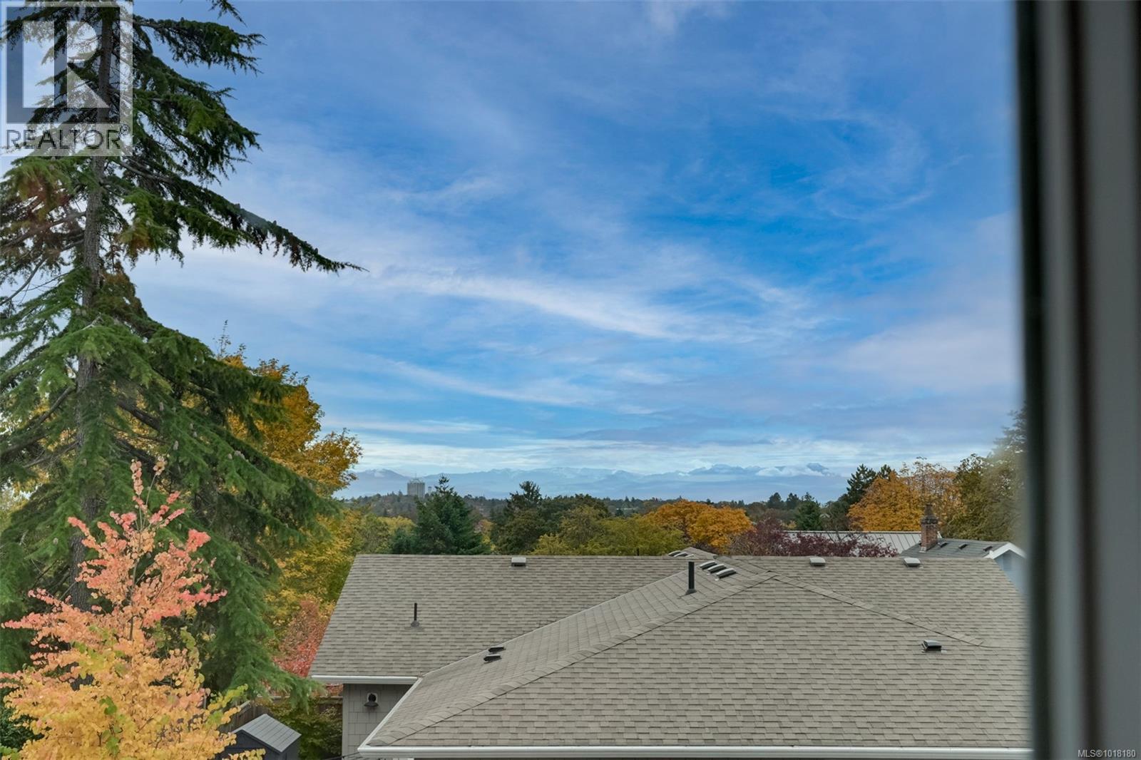  3291 Cedar Hill Road, Saanich