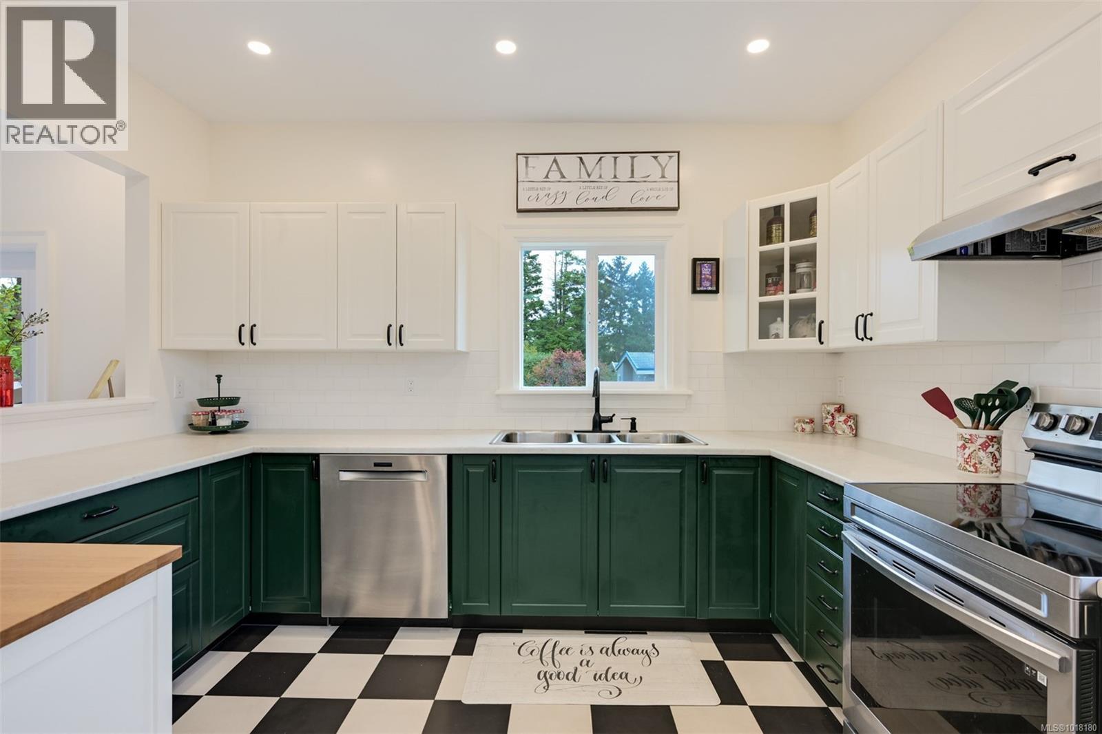  3291 Cedar Hill Road, Saanich