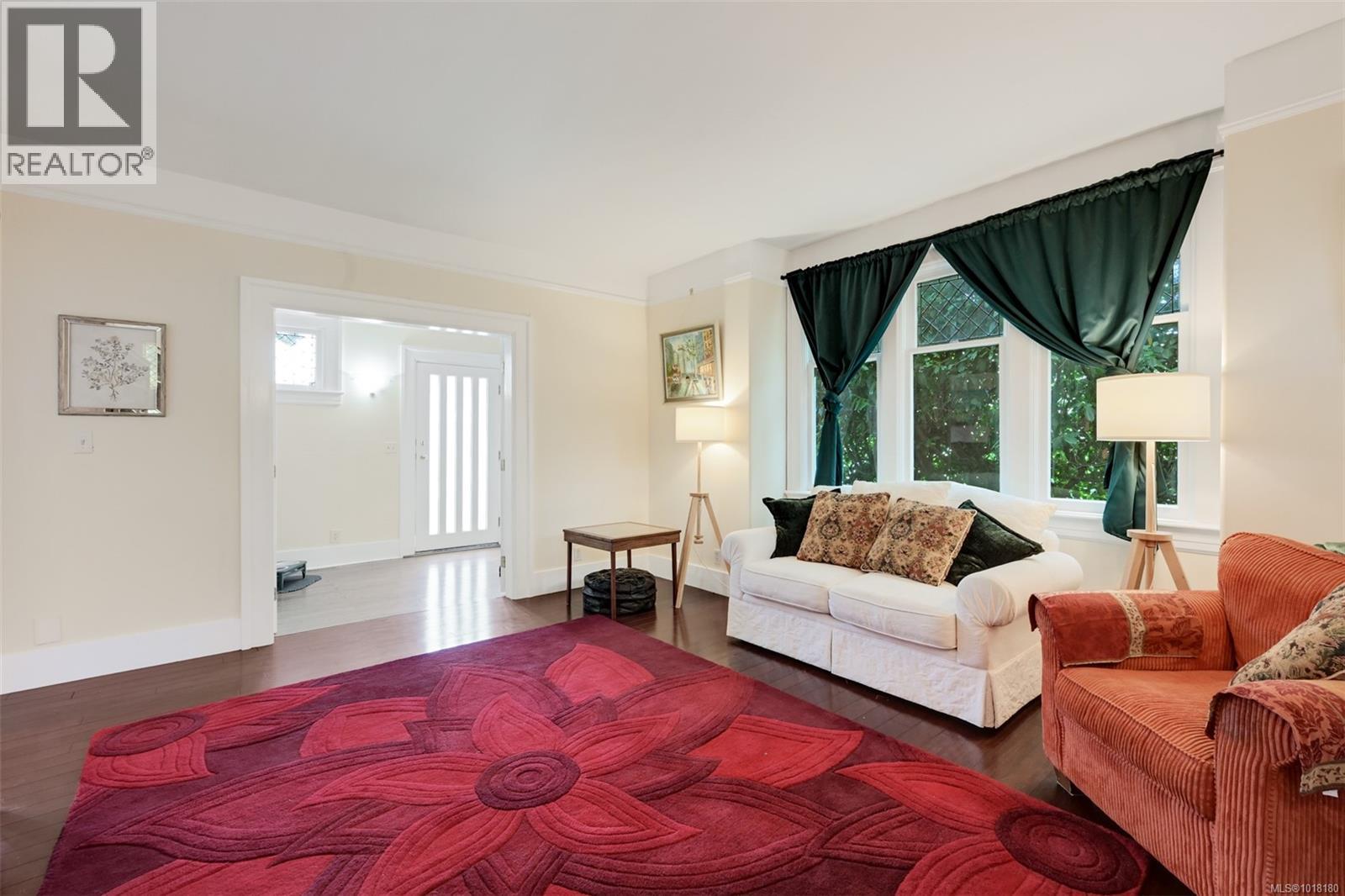  3291 Cedar Hill Road, Saanich