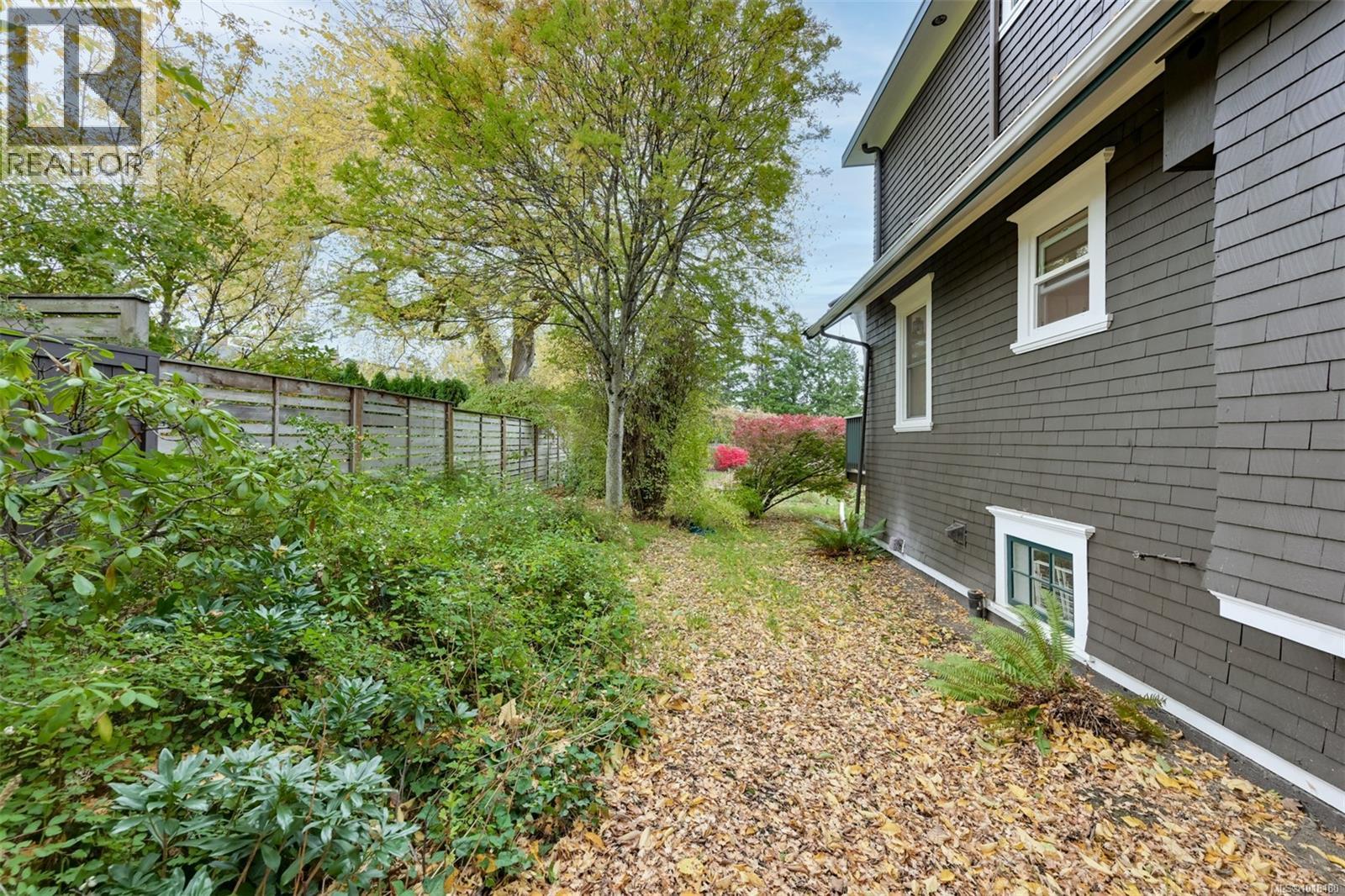  3291 Cedar Hill Road, Saanich