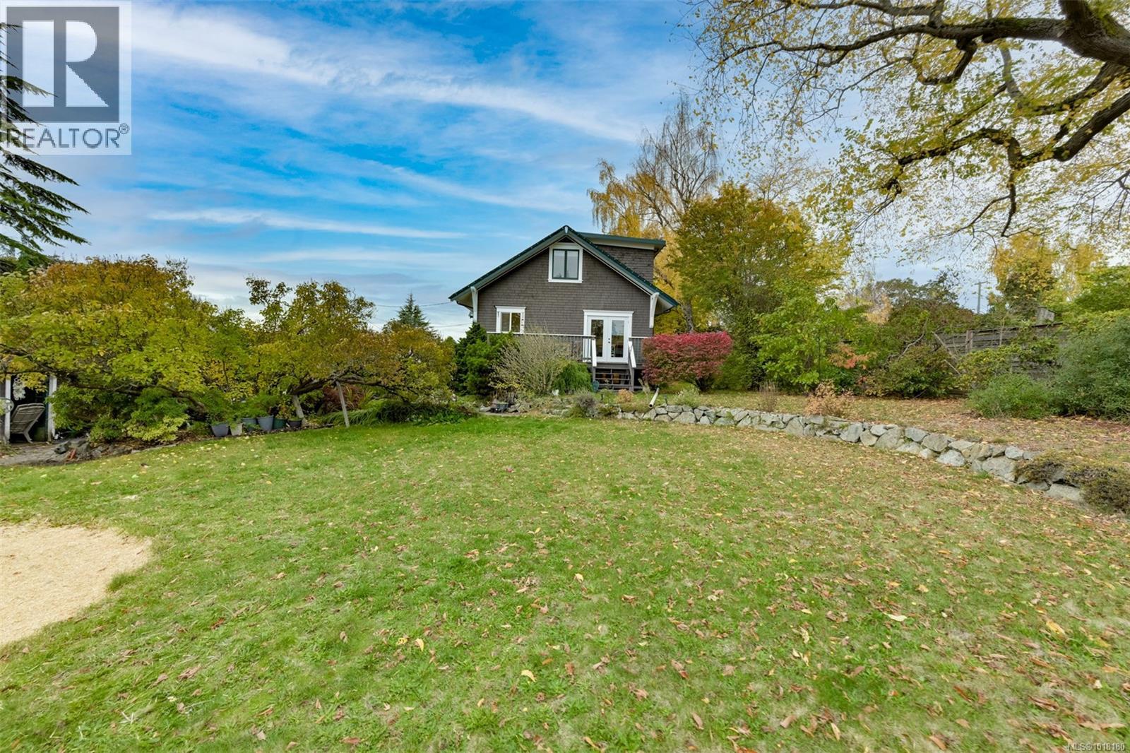  3291 Cedar Hill Road, Saanich