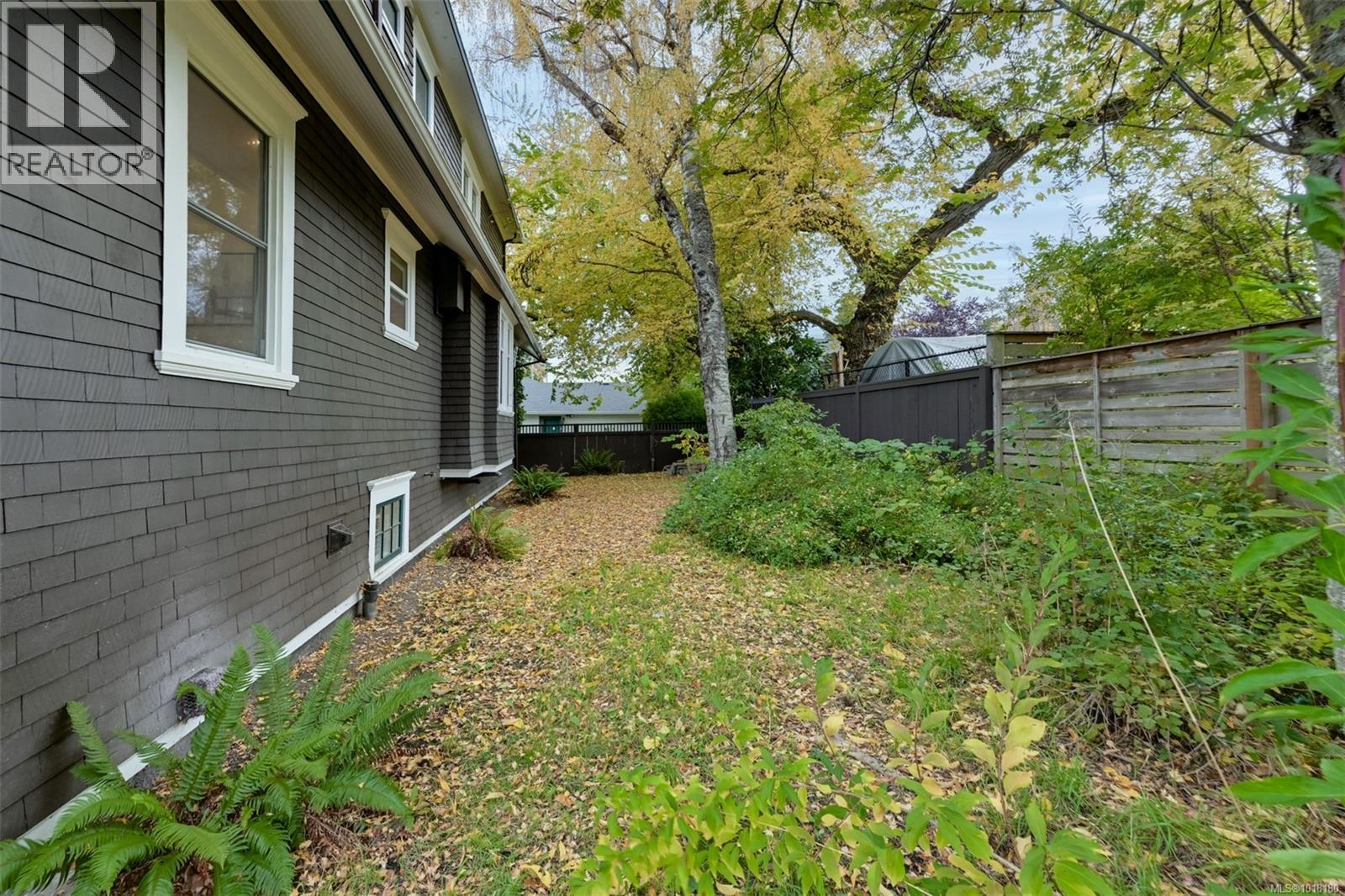  3291 Cedar Hill Road, Saanich
