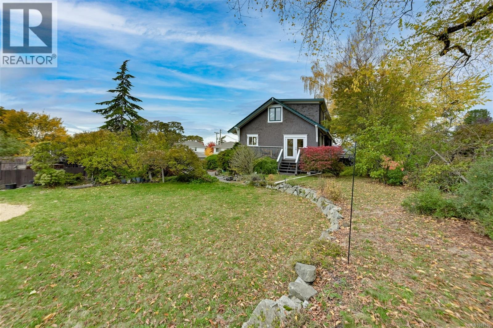  3291 Cedar Hill Road, Saanich