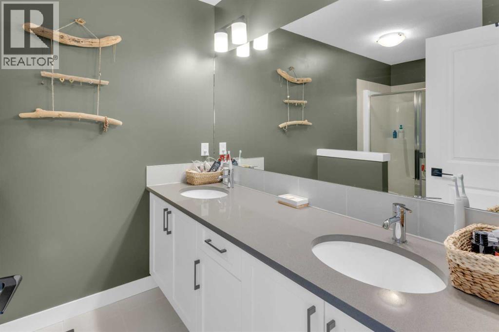 374 Sundown Road, Cochrane