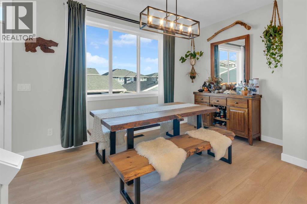 374 Sundown Road, Cochrane