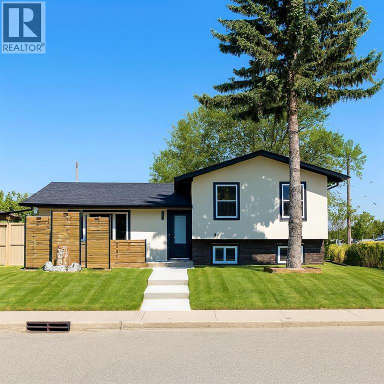 Single Family House 3 Level for Sale in  Arlington Drive SE Acadia Calgary 
