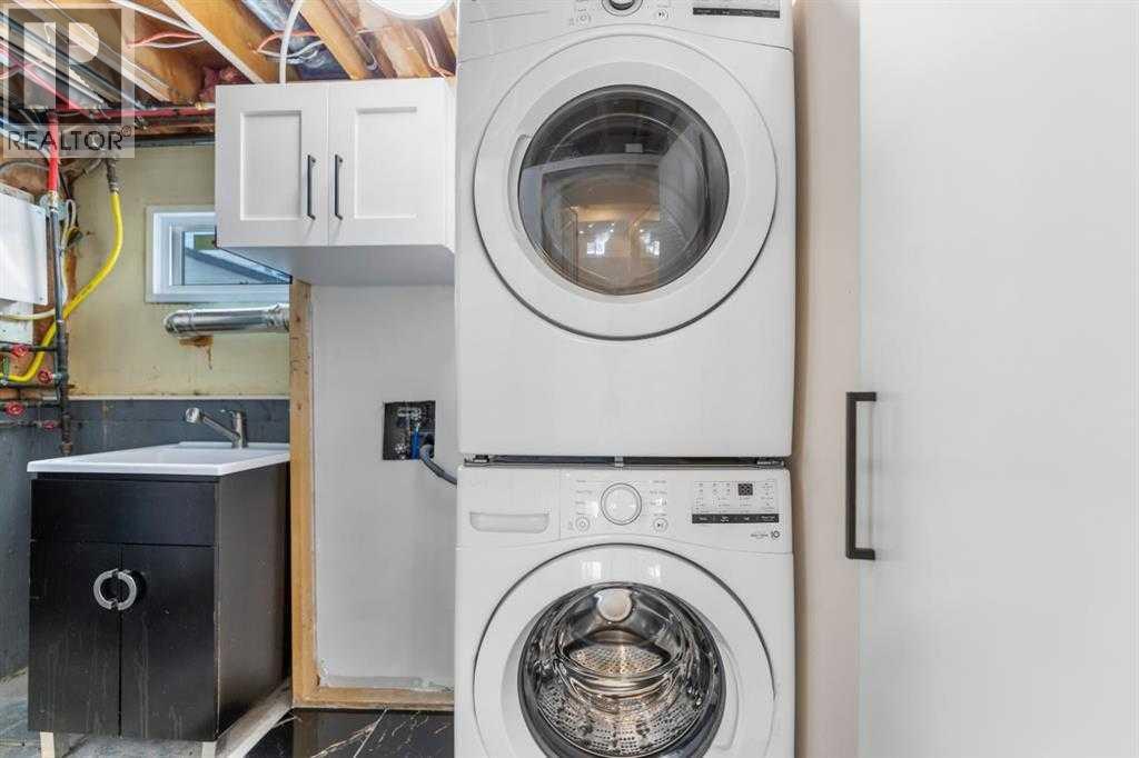 Single Family House 3 Level for Sale in  Arlington Drive SE Acadia Calgary 