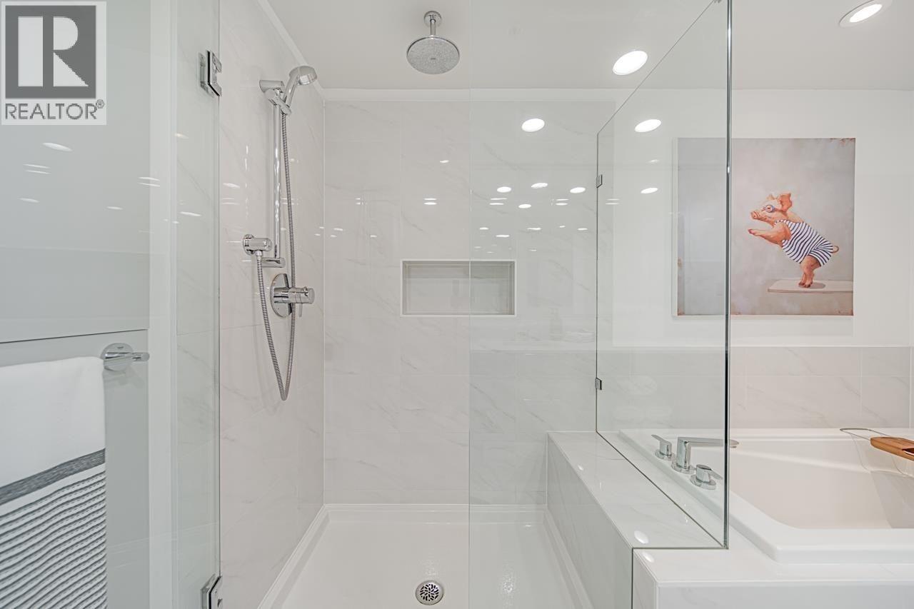 3873 CATES LANDING WAY, North Vancouver