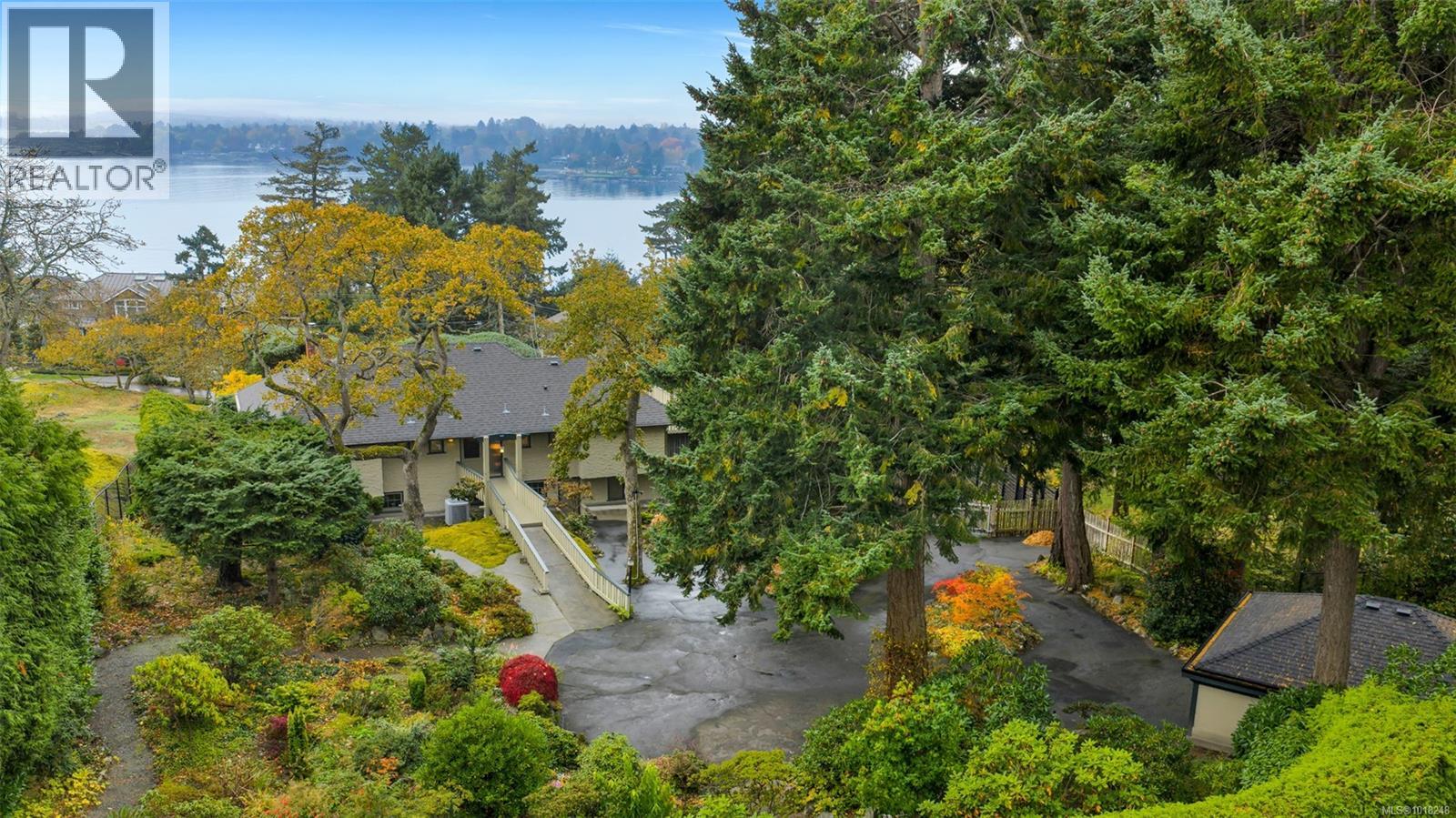 2850 Sea View Road, Saanich