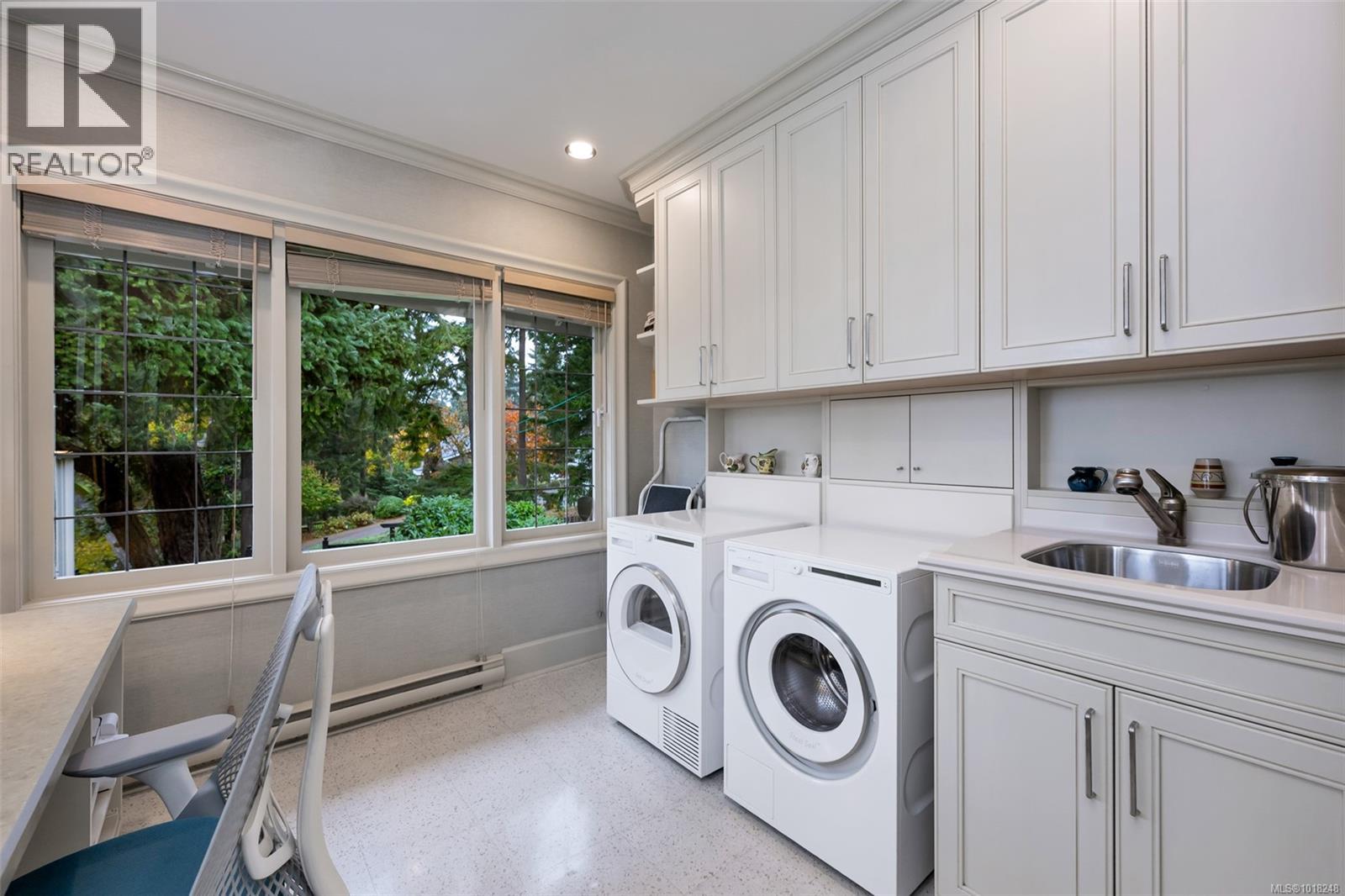 2850 Sea View Road, Saanich