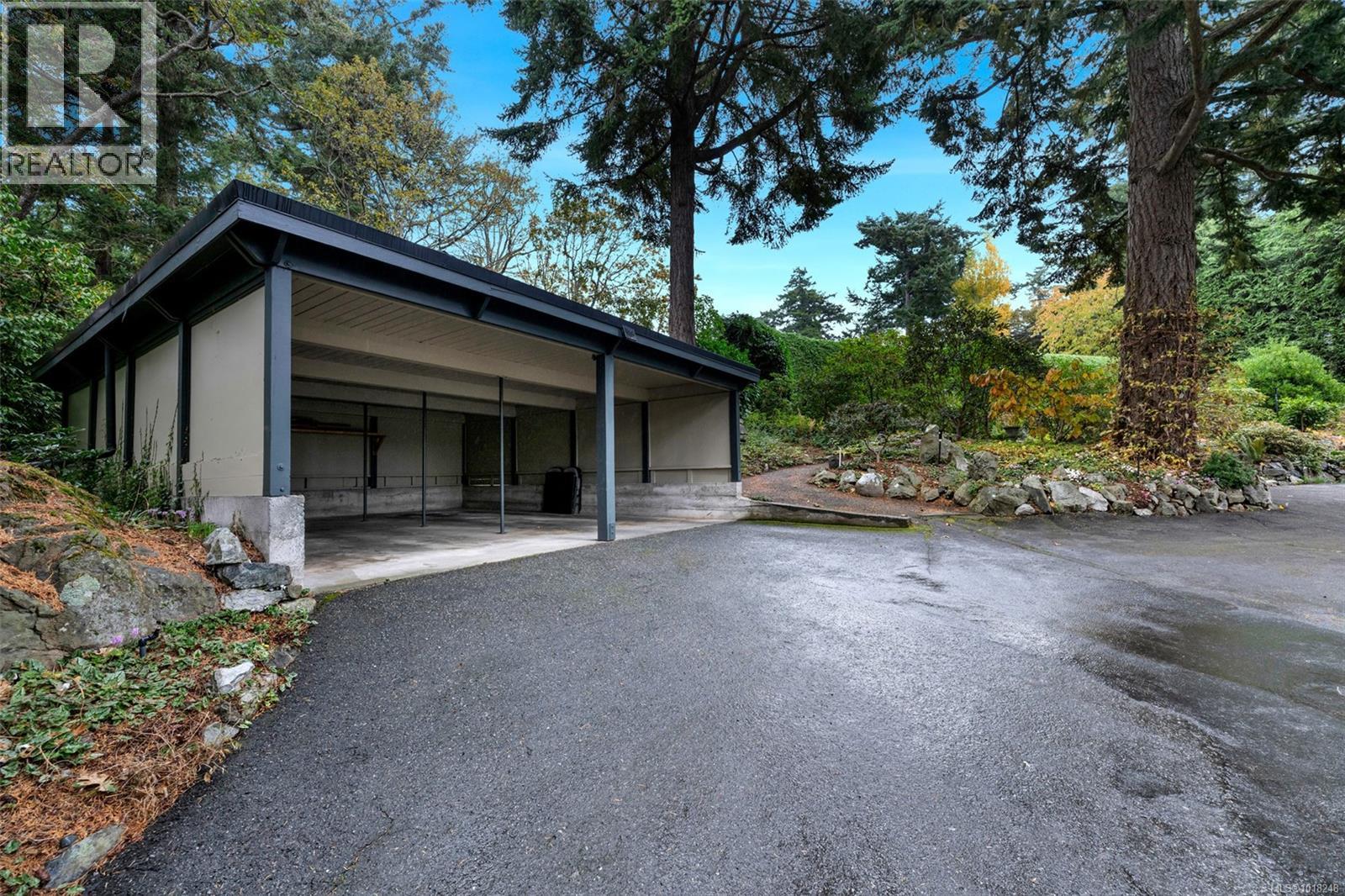 2850 Sea View Road, Saanich