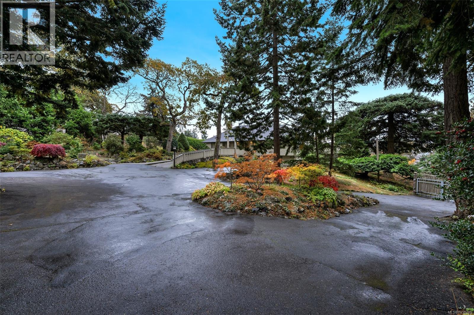 2850 Sea View Road, Saanich
