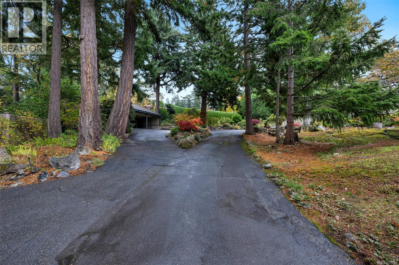 2850 Sea View Road, Saanich