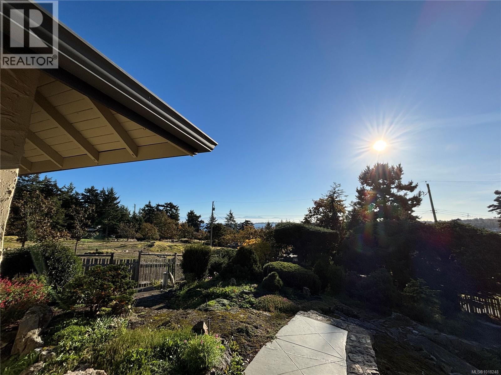 2850 Sea View Road, Saanich
