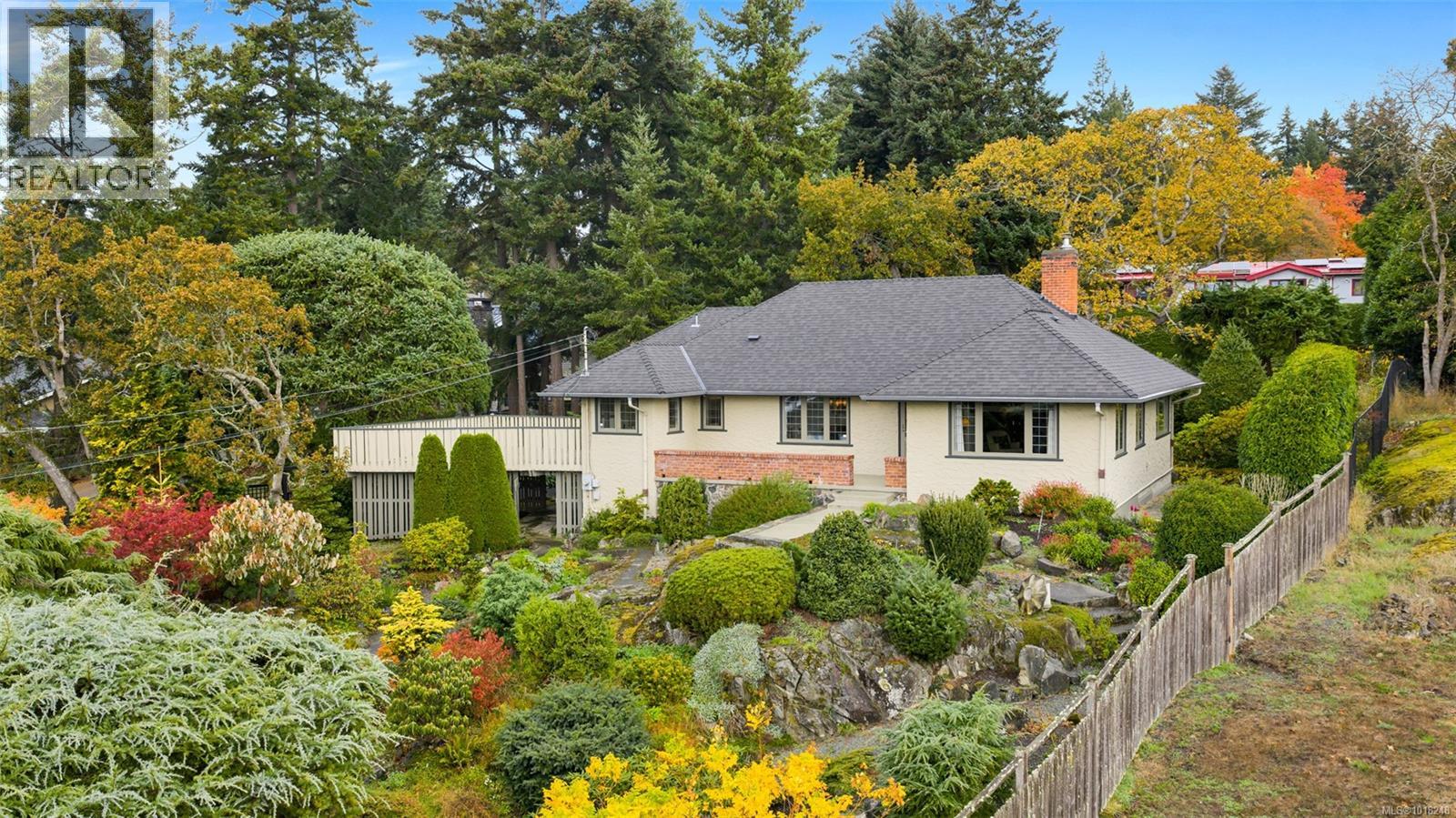 2850 Sea View Road, Saanich