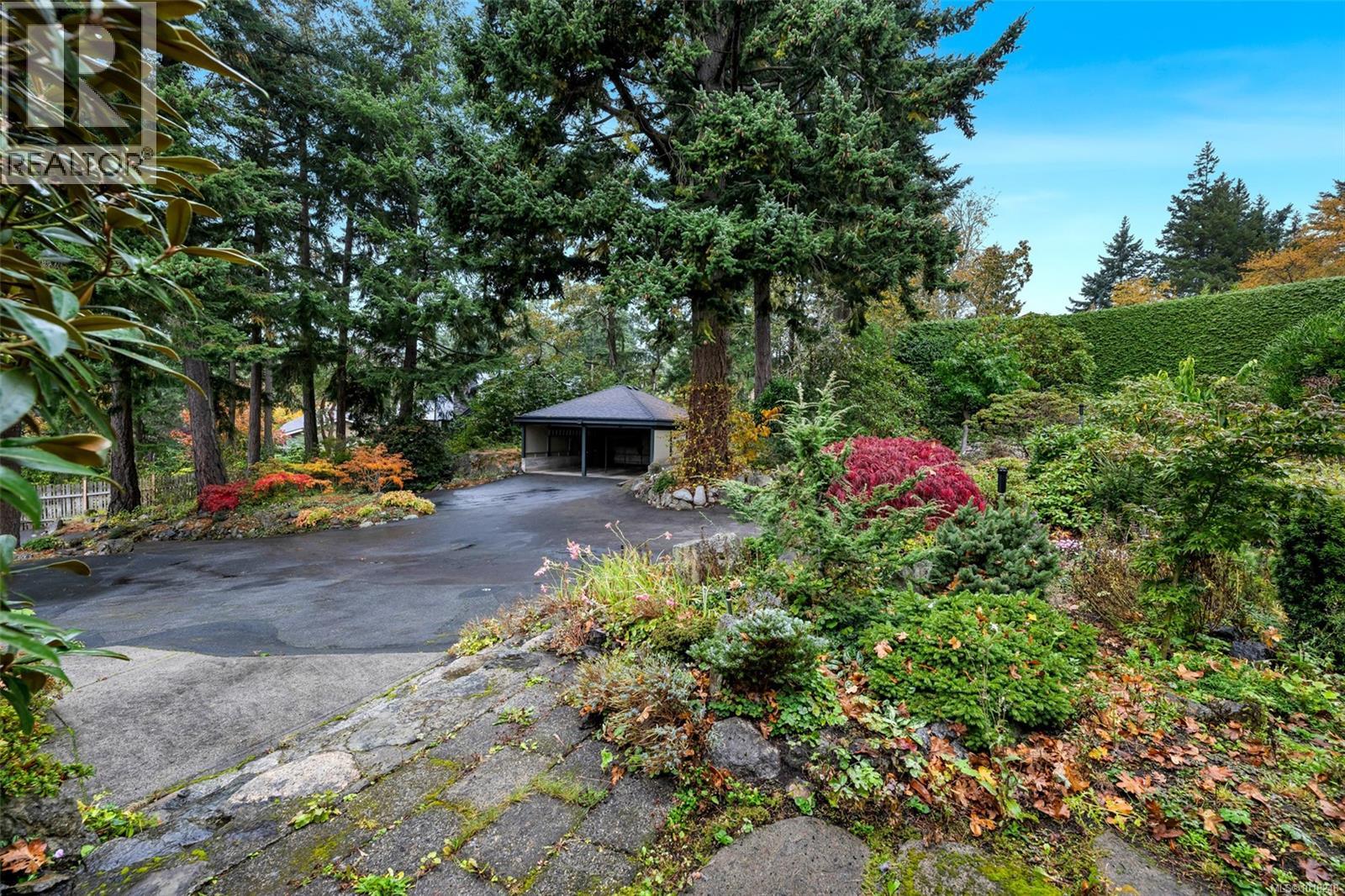 2850 Sea View Road, Saanich