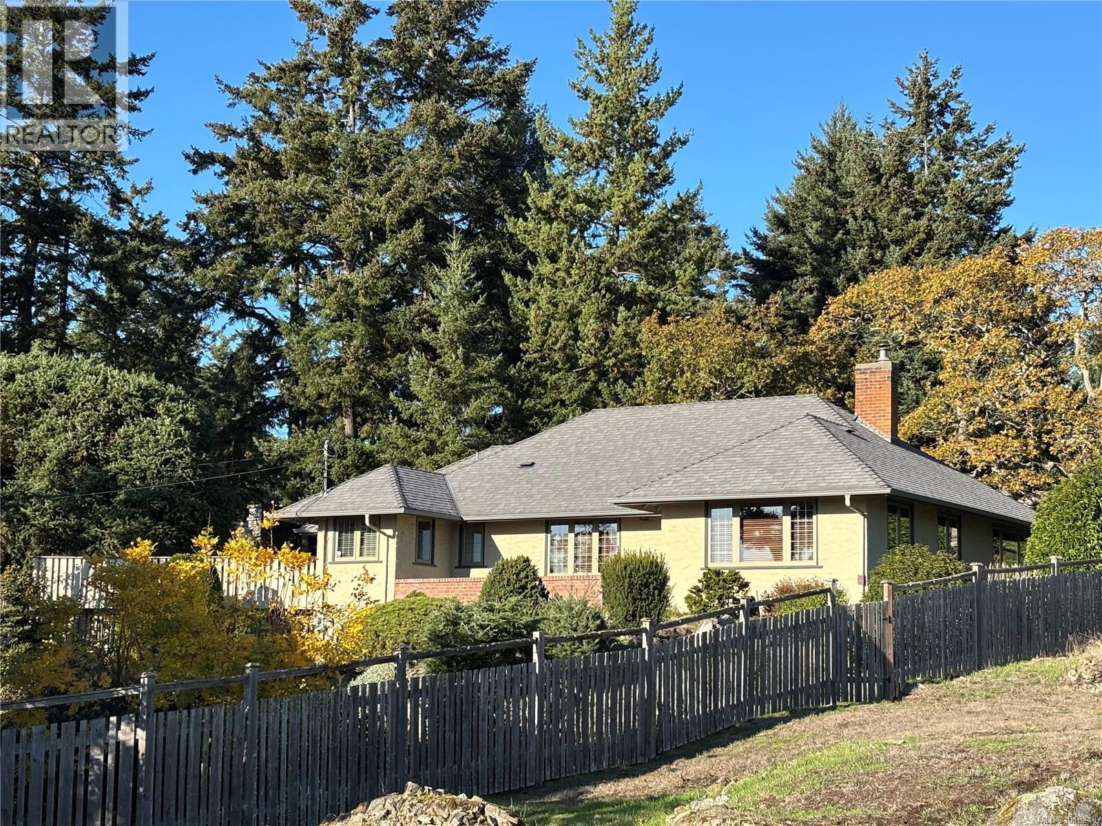 2850 Sea View Road, Saanich