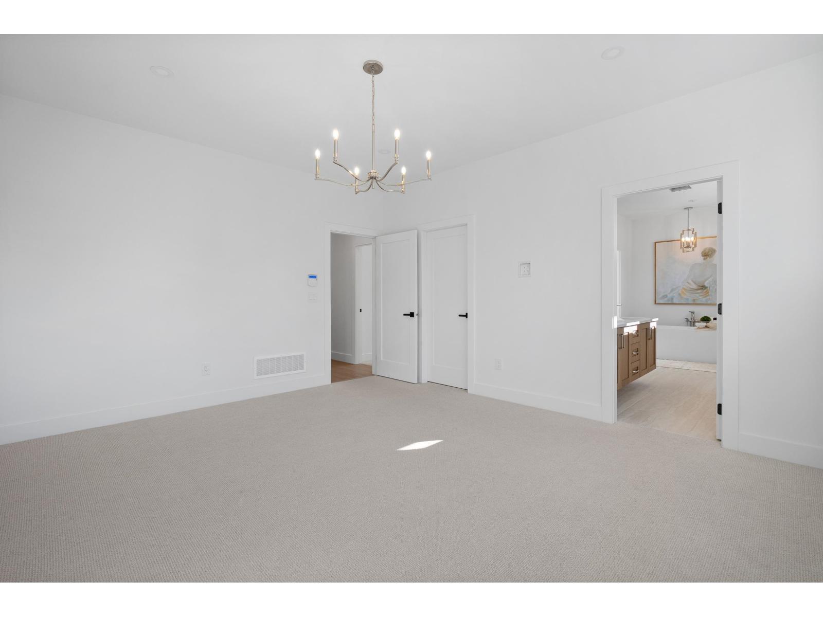 16243 10 AVENUE, Surrey