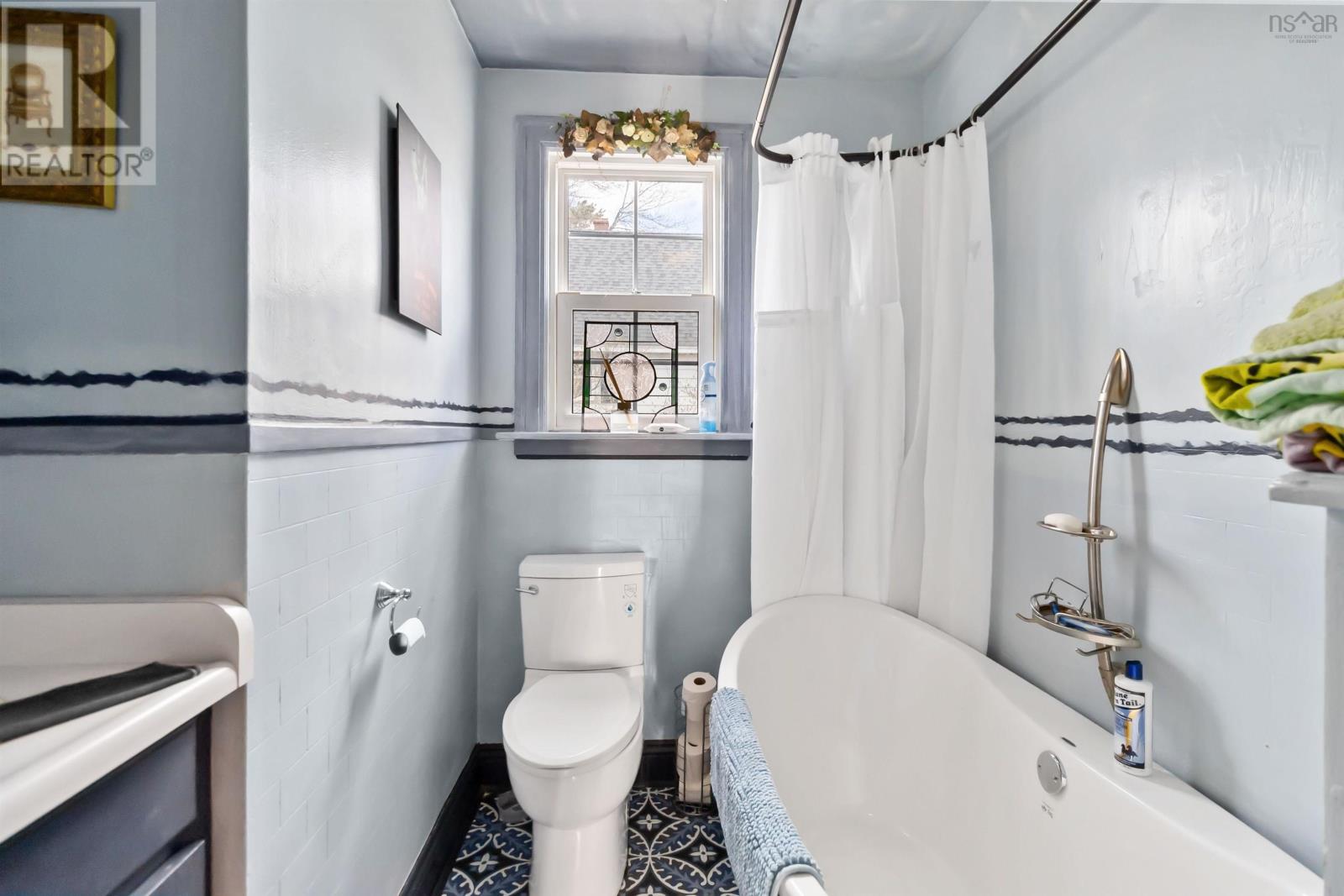 Property 26 of 41 of 119 Alexandra Avenue