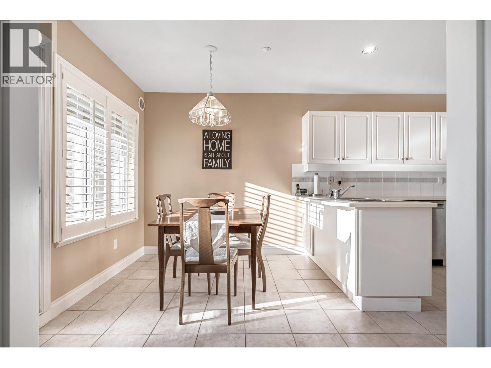 #205-1320 55 Street, Delta