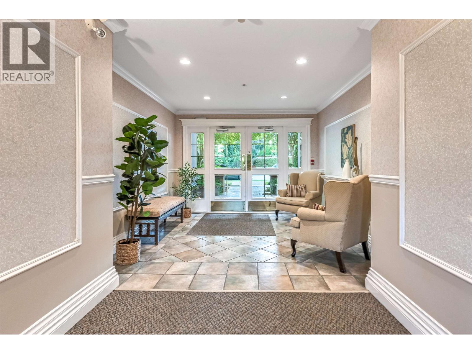 #205-1320 55 Street, Delta