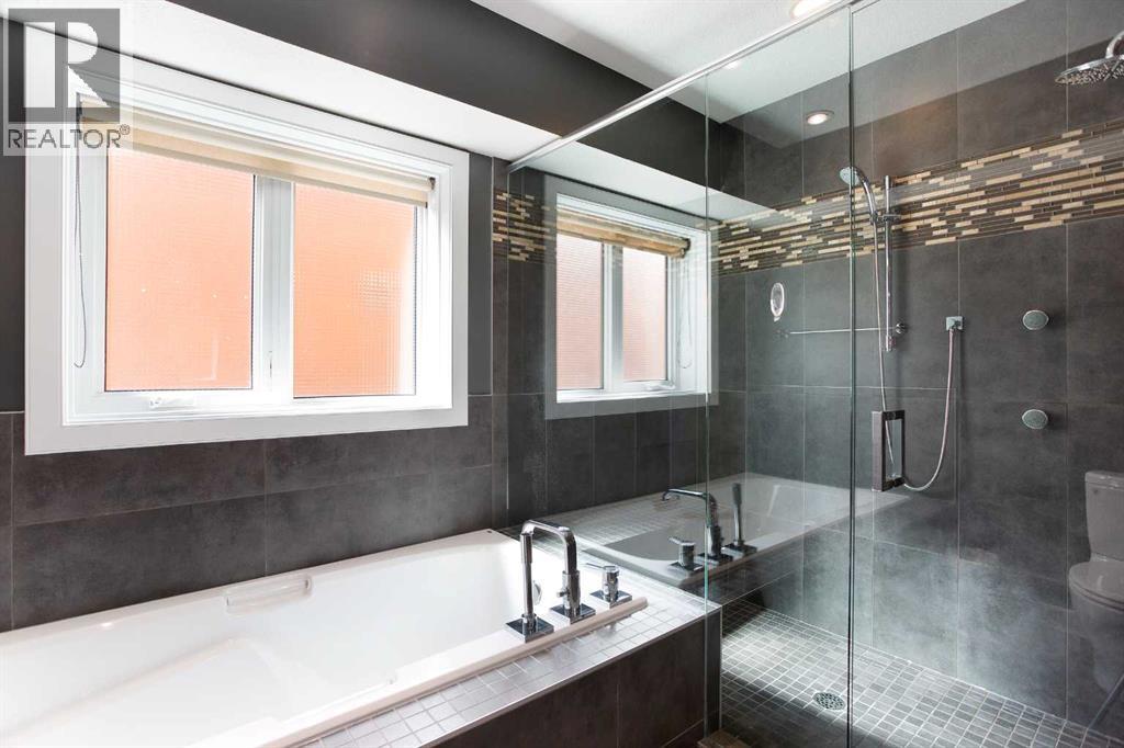 Single Family House for Sale in   Memorial Drive NW Sunnyside Calgary 