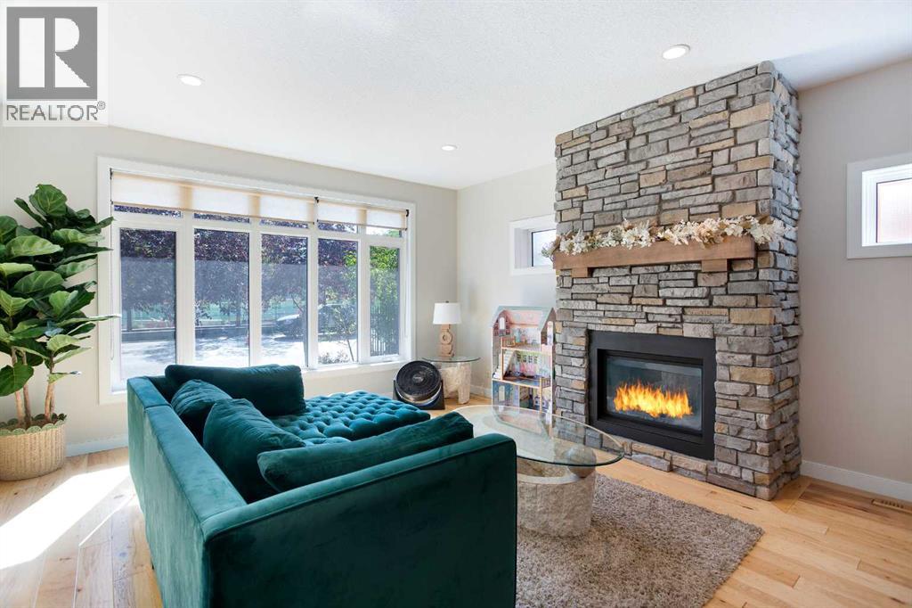 Single Family House for Sale in   Memorial Drive NW Sunnyside Calgary 