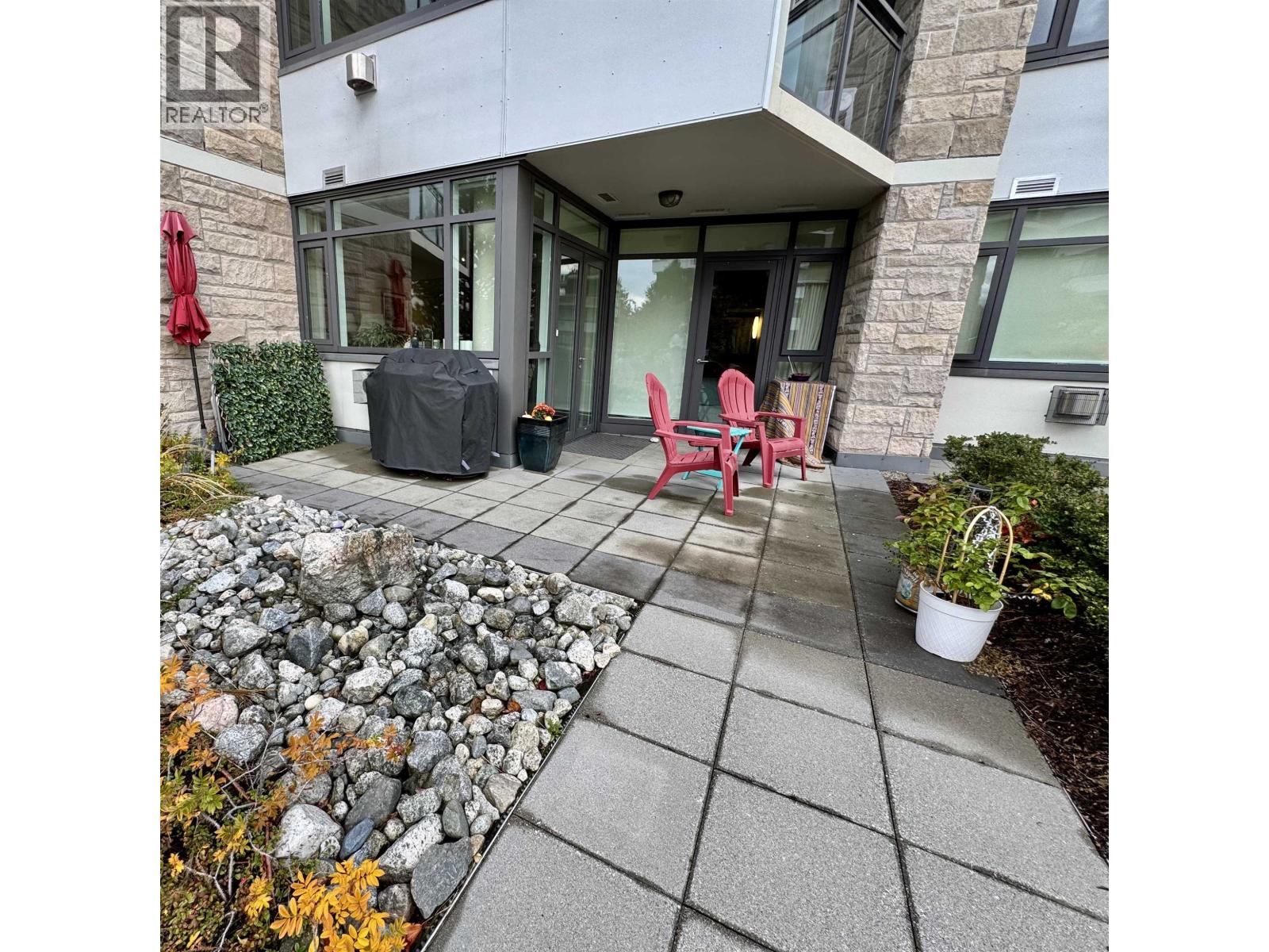 206 5665 TEREDO STREET, Sechelt