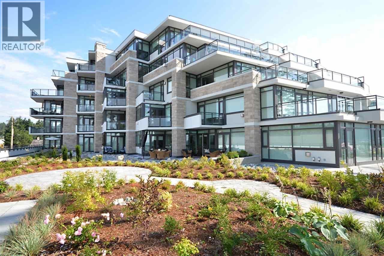 206 5665 TEREDO STREET, Sechelt