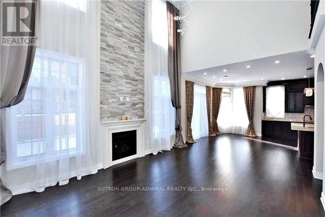 Single Family House for Sale in  QUEEN FILOMENA AVENUE Vaughan (Patterson) 