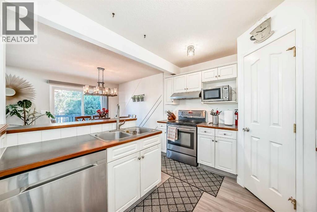 Single Family House for Sale in  Bridlewood Court SW Bridlewood Calgary 