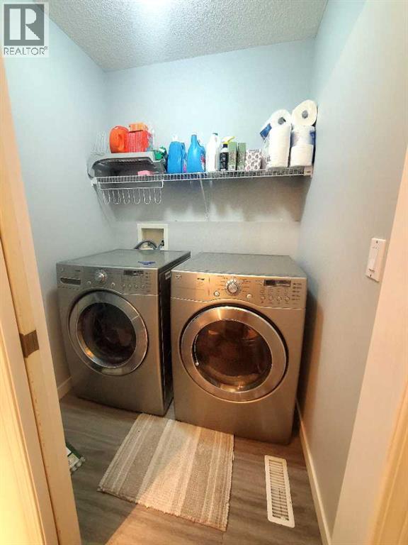 Single Family House for Sale in  Bridlewood Court SW Bridlewood Calgary 