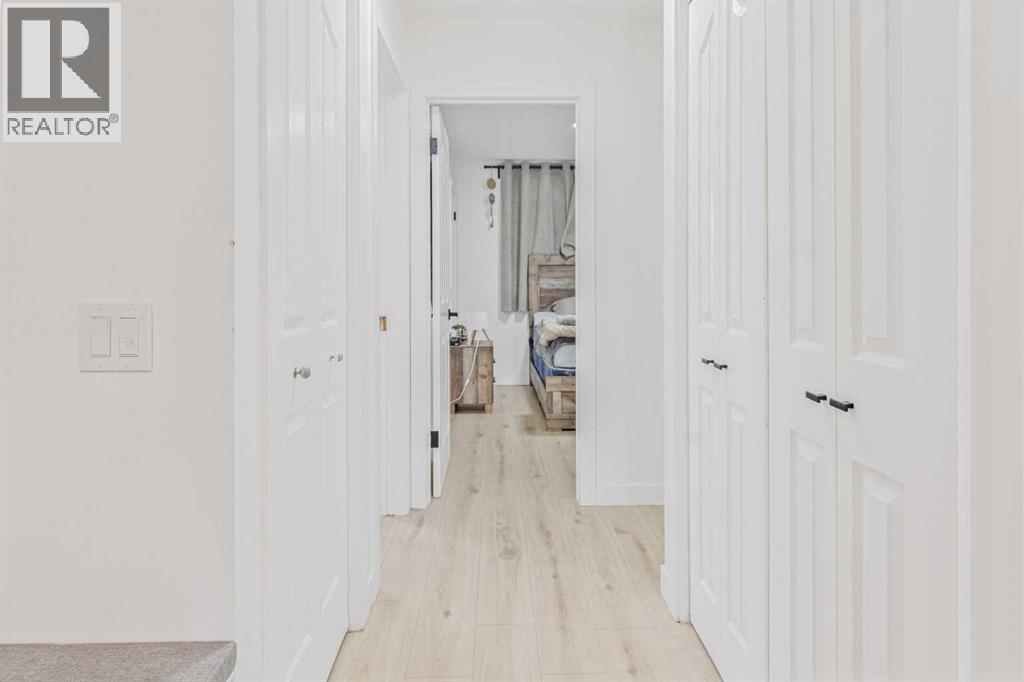 Single Family House Bungalow for Sale in  Dovercliffe Way SE Dover Calgary 