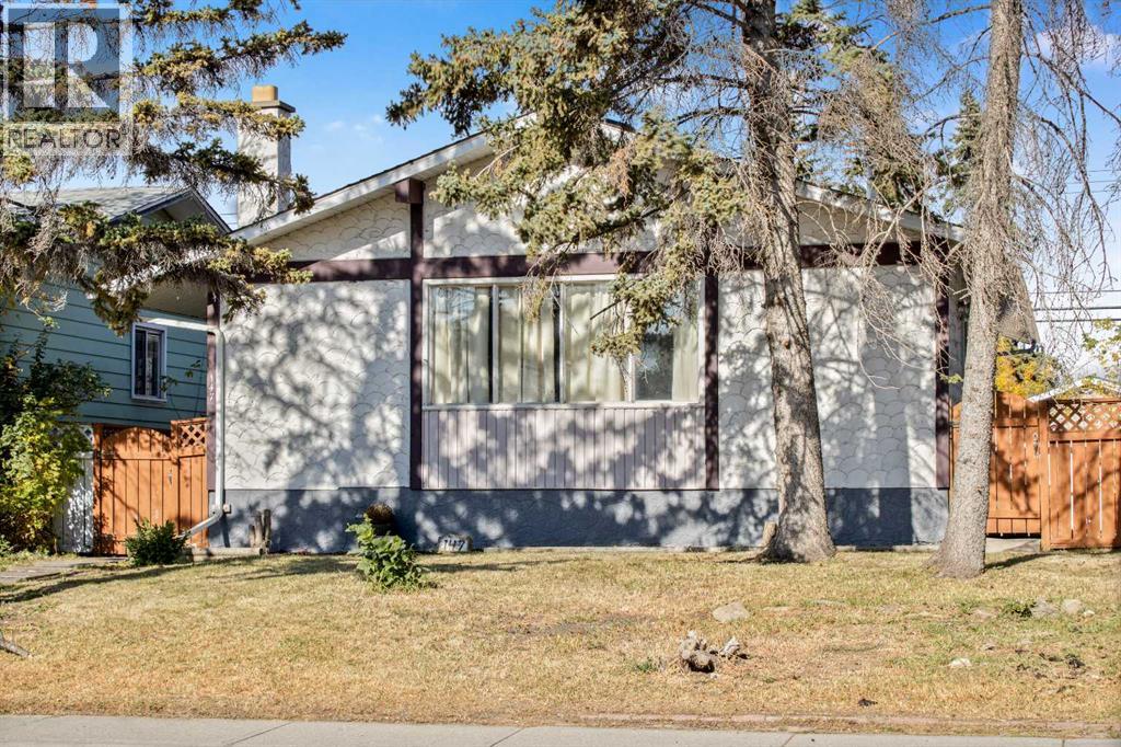 147 Dovercliffe Way SE, Calgary, Alberta