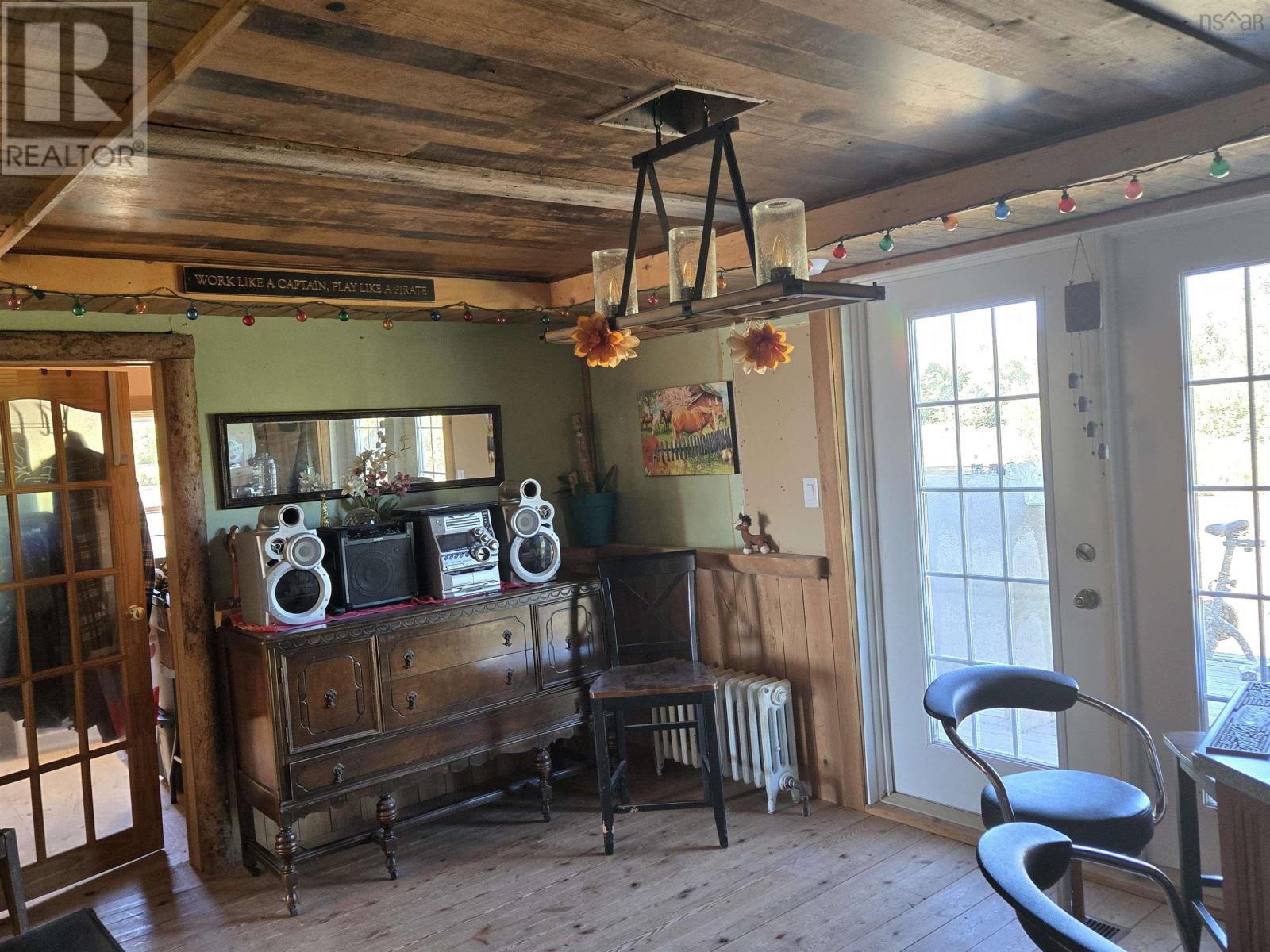 Property 27 of 31 of 4857 HIGHWAY 2