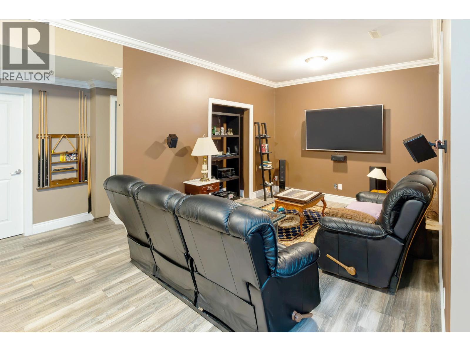 2915 FERN DRIVE, Anmore