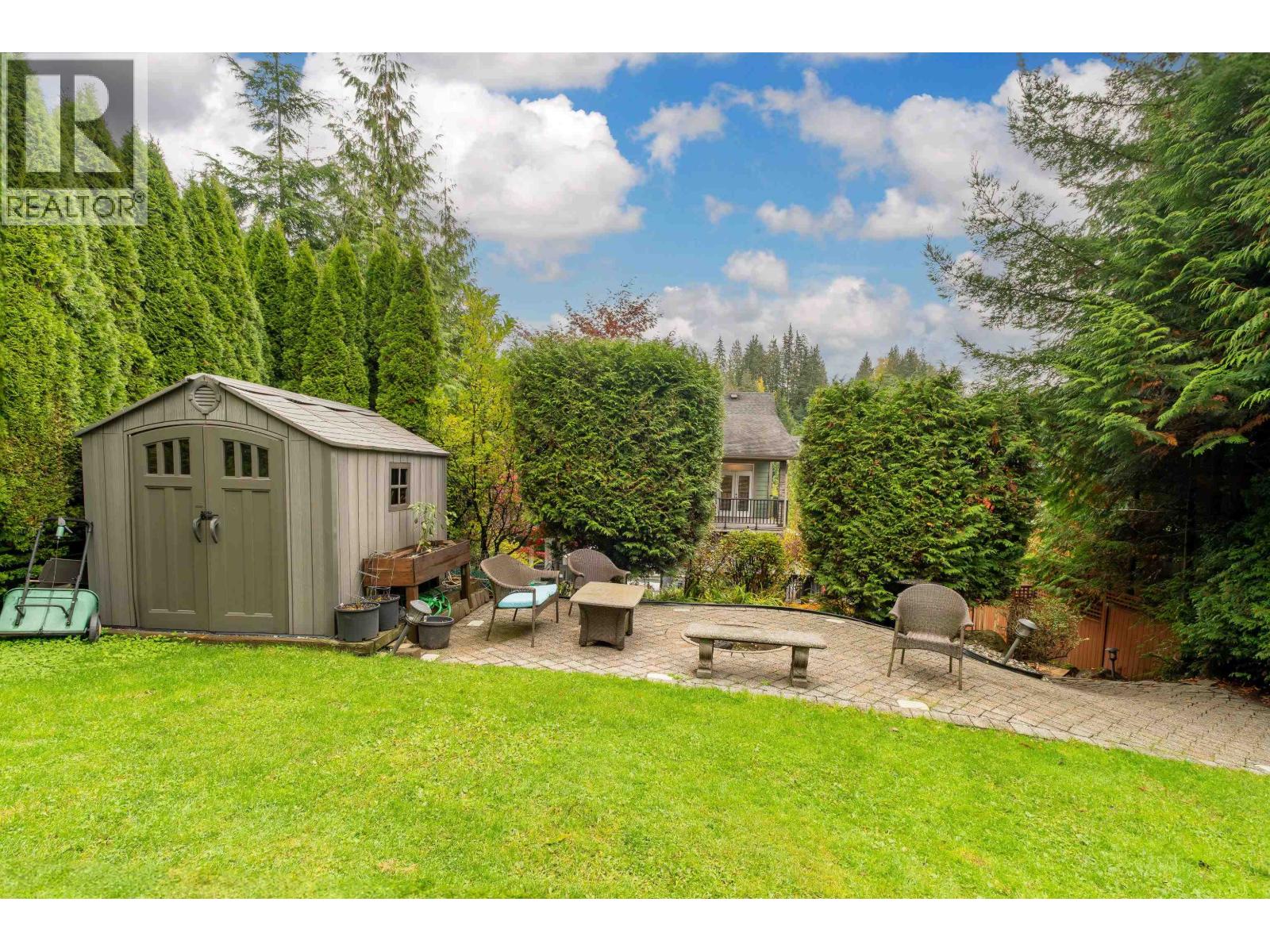 2915 FERN DRIVE, Anmore