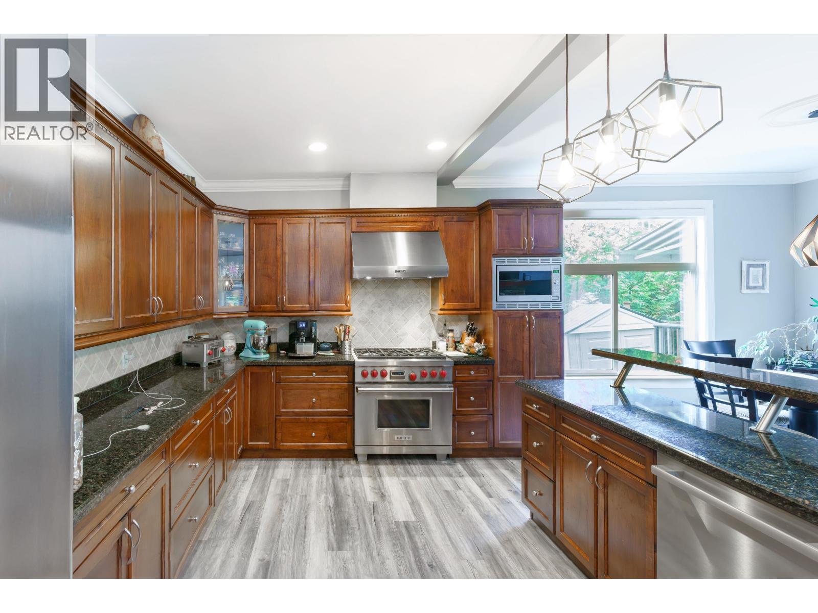 2915 FERN DRIVE, Anmore