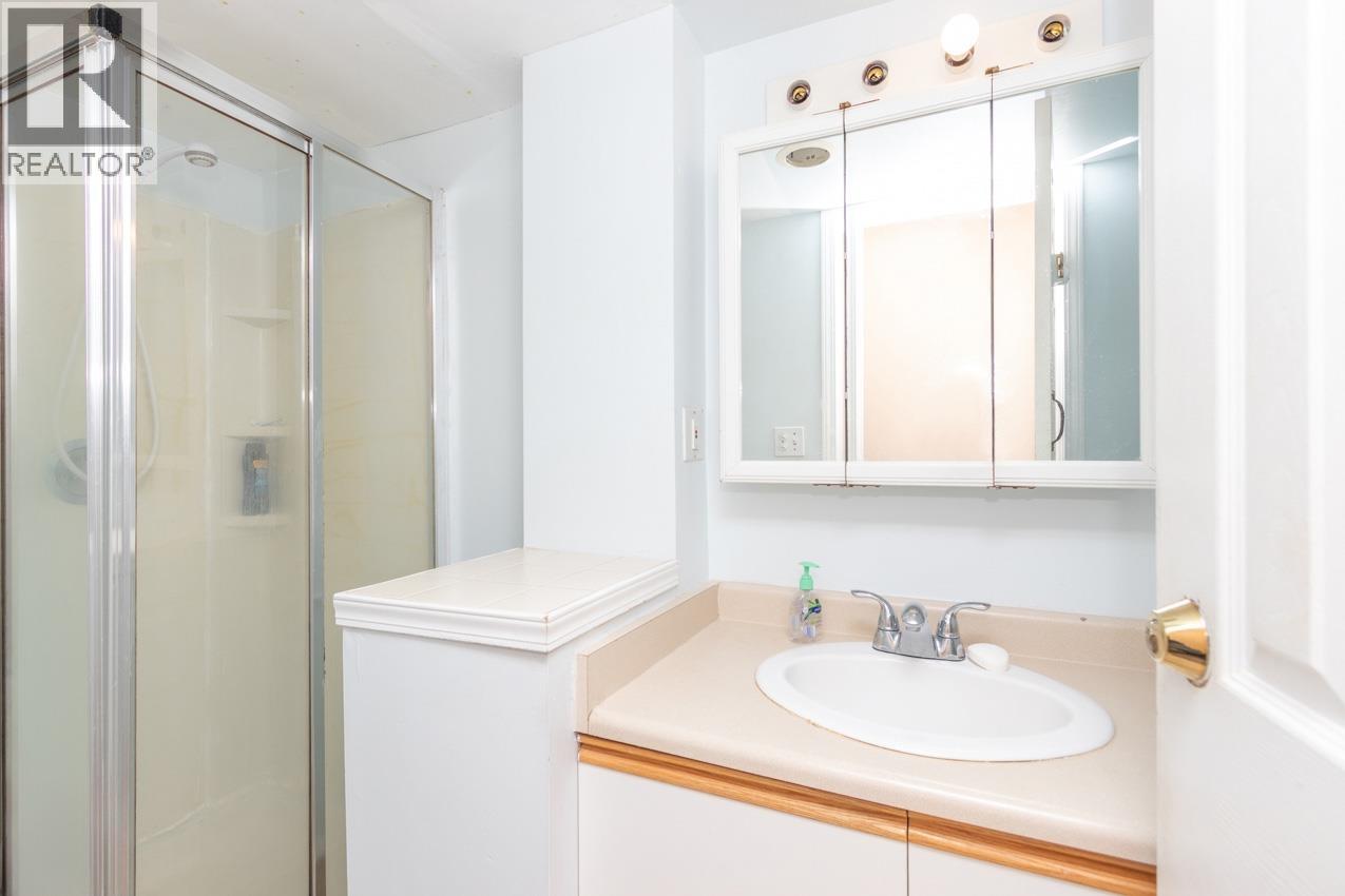 341 W 24TH STREET, North Vancouver