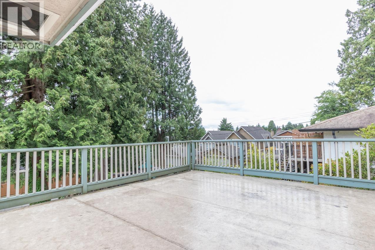 341 W 24TH STREET, North Vancouver