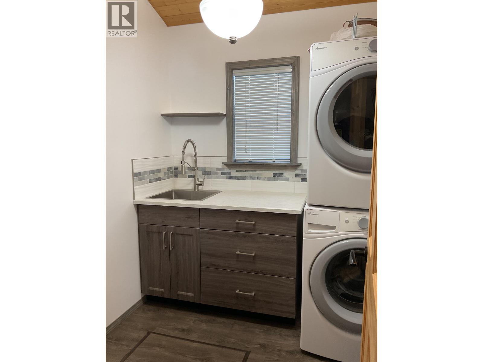 3777 KISPIOX VALLEY ROAD - 11