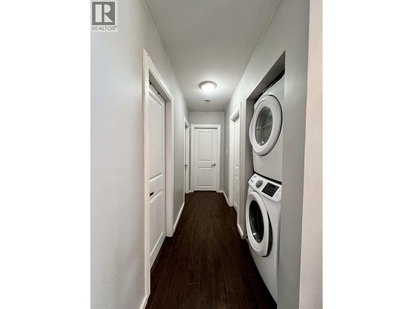 897-899 SUMMIT AVENUE