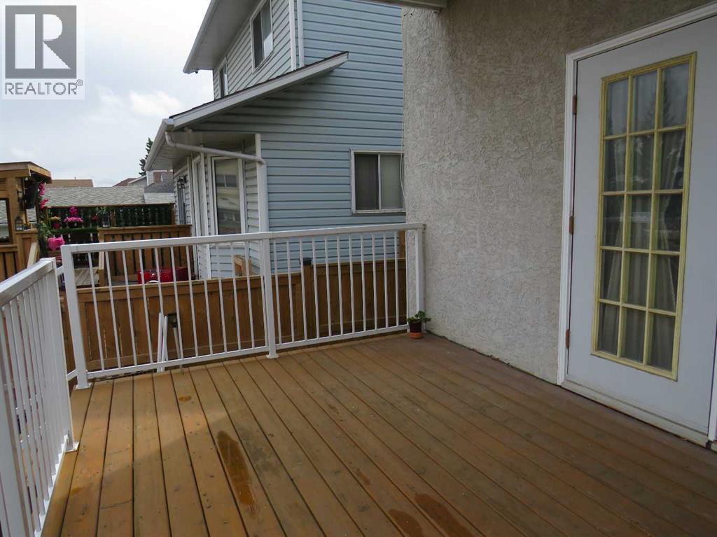 Single Family House for Sale in  La Valencia Gardens NE Monterey Park Calgary 