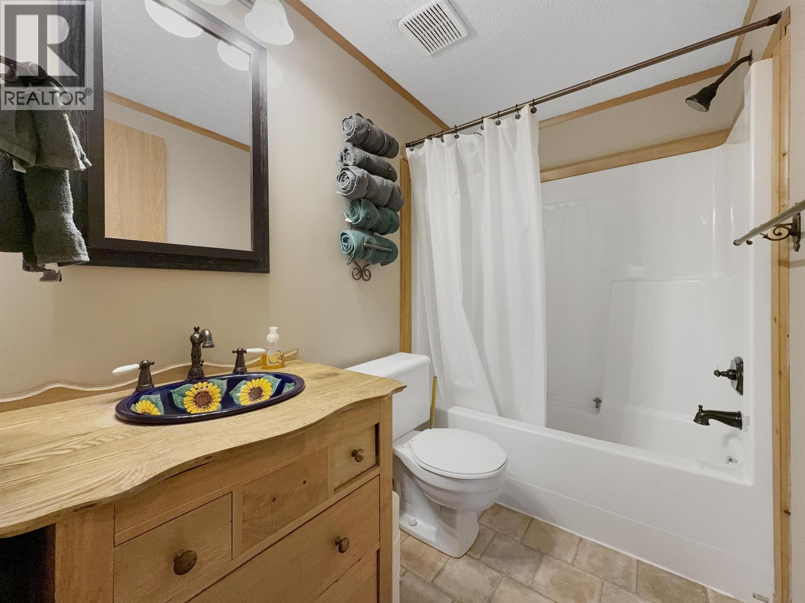 1558 VALLEYVIEW DRIVE, Williams Lake