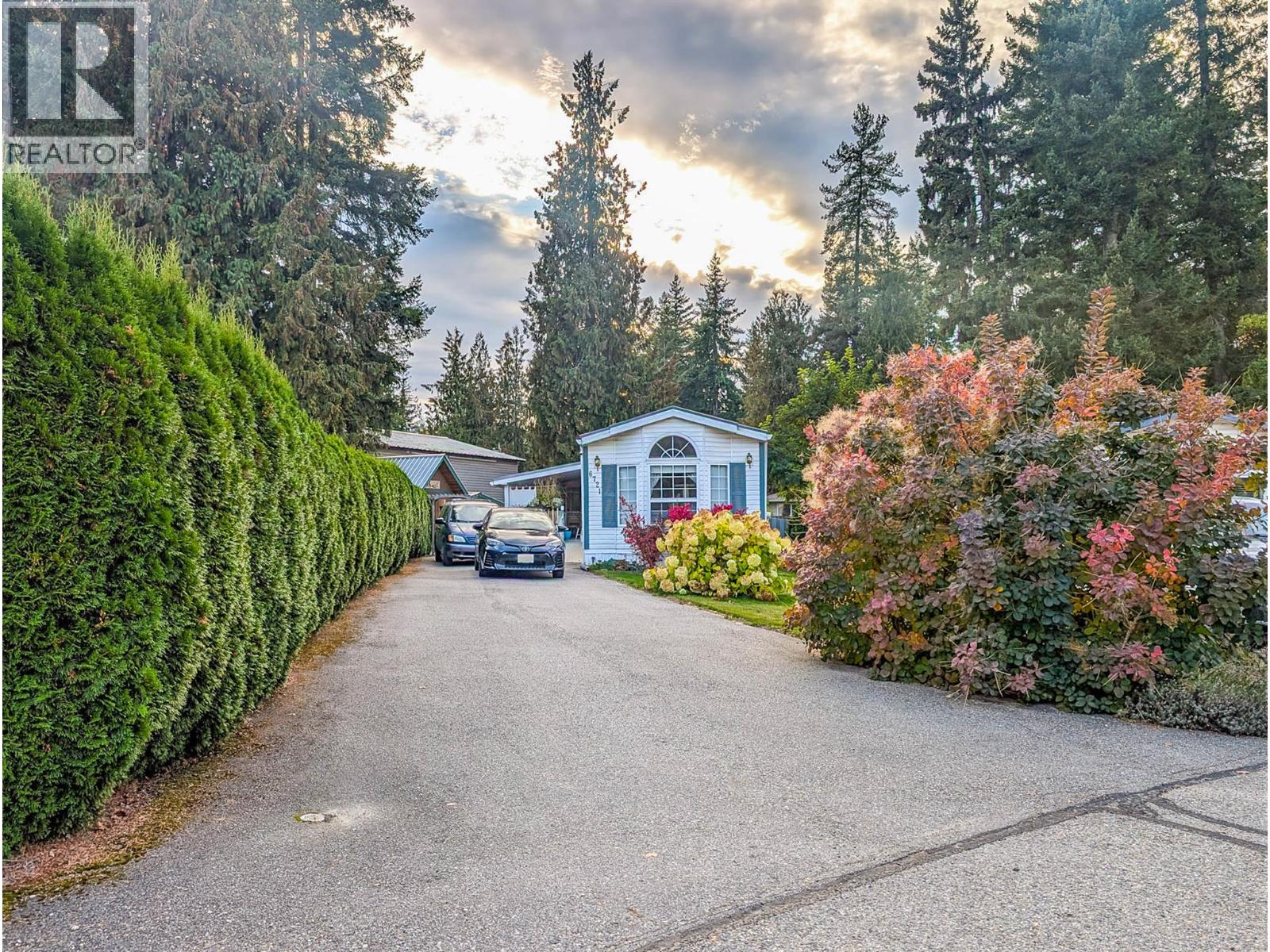  6721 51 Street Northeast, Salmon Arm