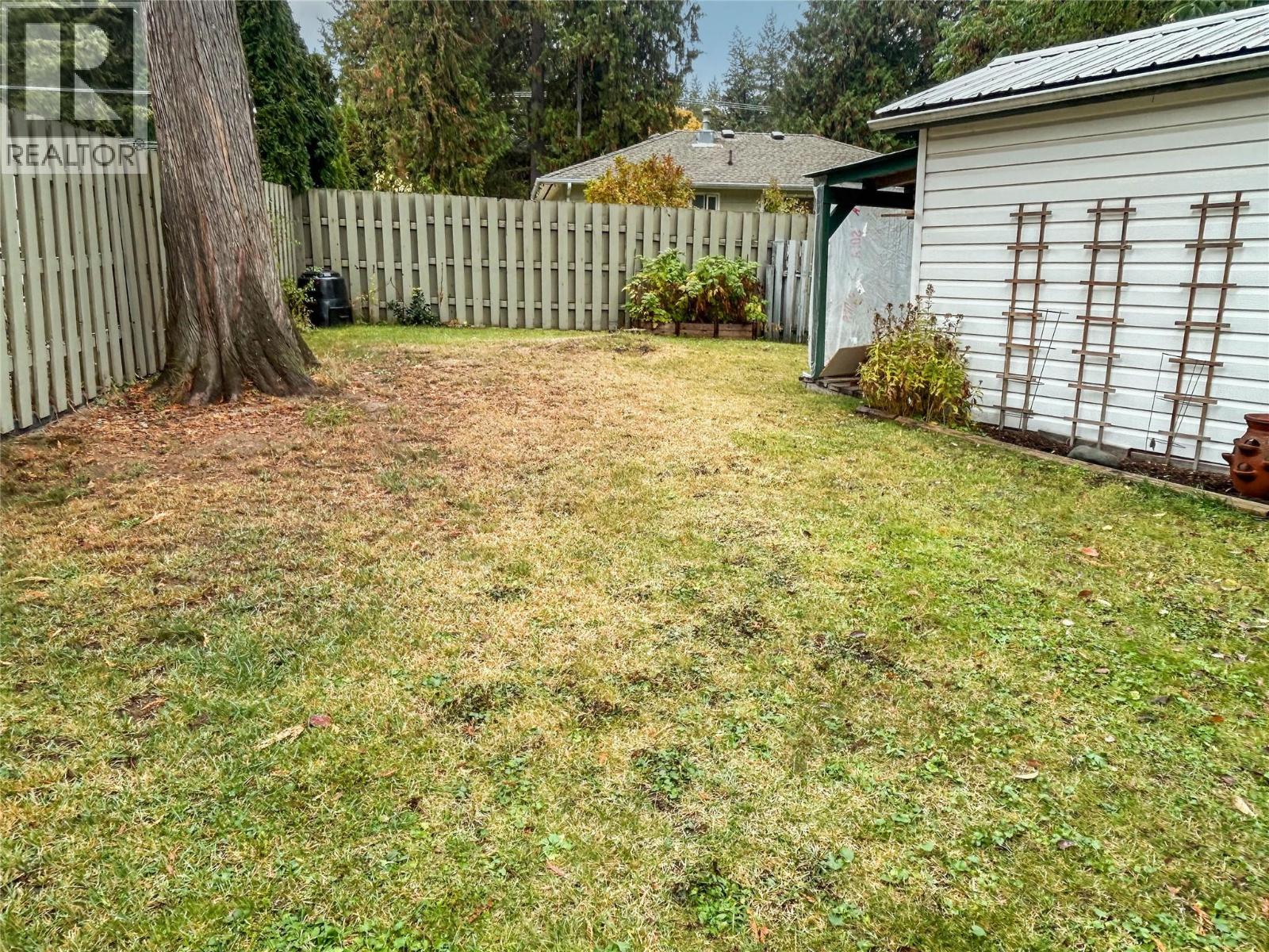  6721 51 Street Northeast, Salmon Arm