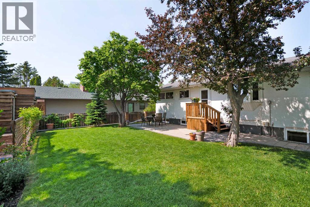 Single Family House Bungalow for Sale in  Windsor Street NW St Andrews Heights Calgary 