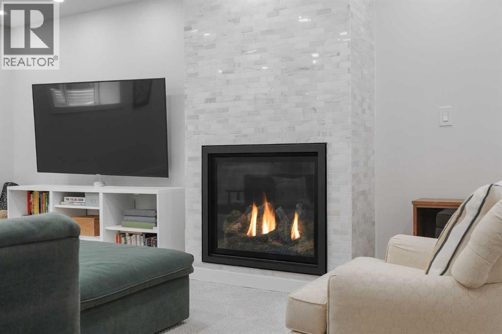 Single Family House Bungalow for Sale in  Windsor Street NW St Andrews Heights Calgary 