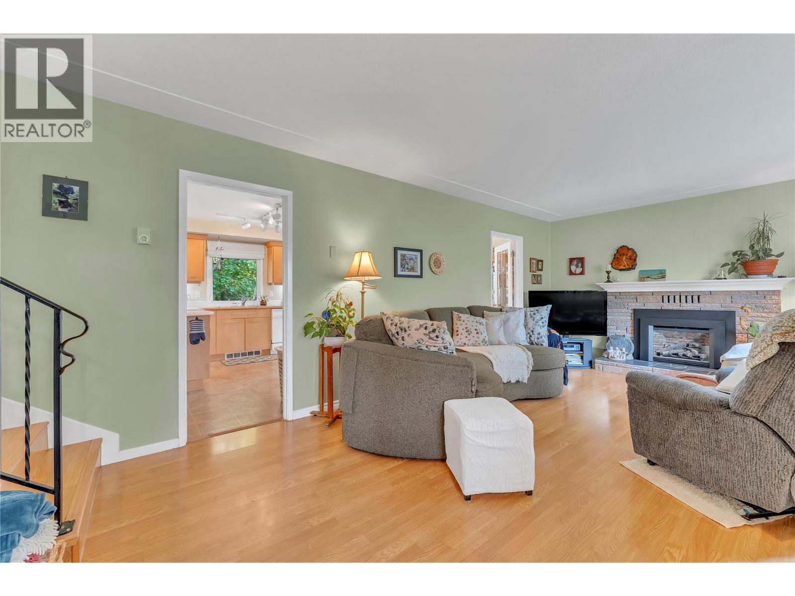 956 Kilwinning Street, Penticton
