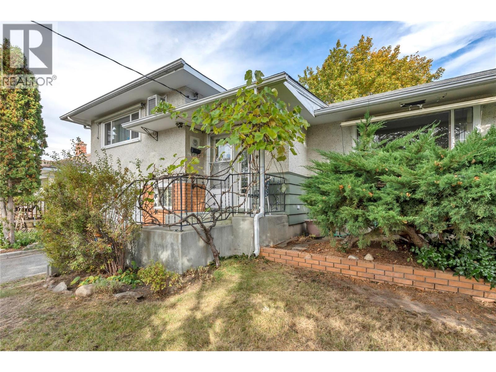 956 Kilwinning Street, Penticton